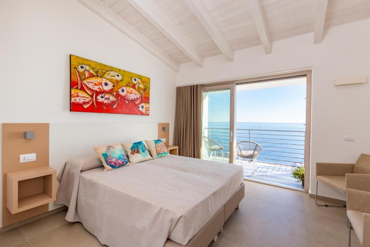 Hotel Caramare Кала Гононе Екстериор снимка