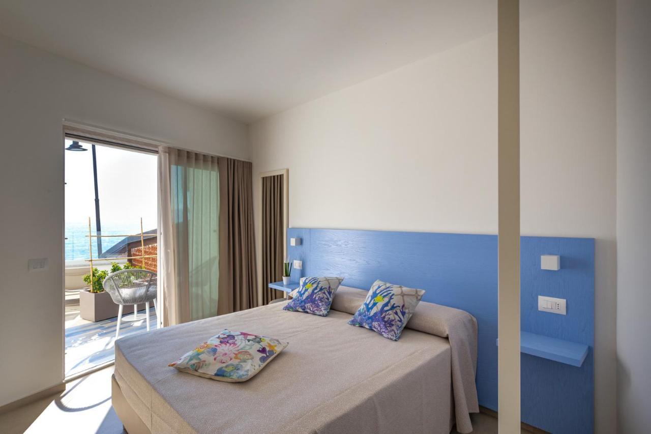 Hotel Caramare Кала Гононе Екстериор снимка