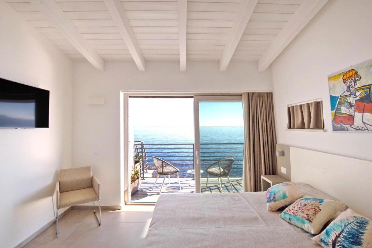 Hotel Caramare Кала Гононе Екстериор снимка